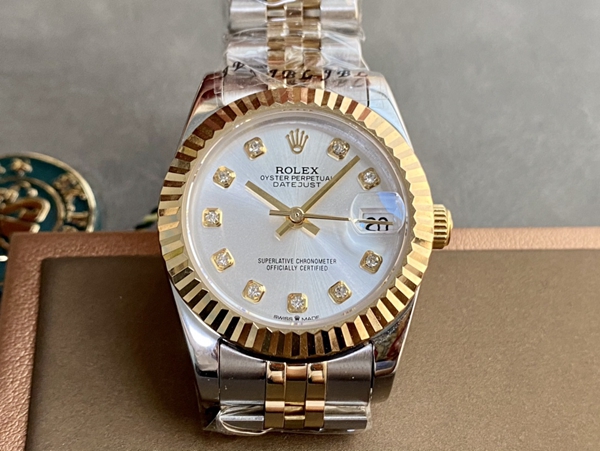 激安ロレックス背面デザイン